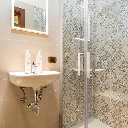 Toledo Bright Apartment By Wonderful Italy Napoli Esterno foto